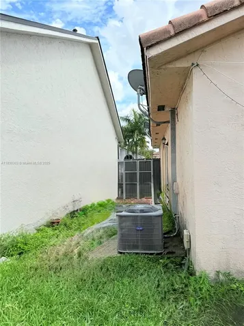 8973 NW 147th Terrace Miami Lakes FL 33018