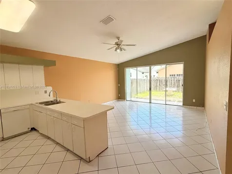 8973 NW 147th Terrace Miami Lakes FL 33018