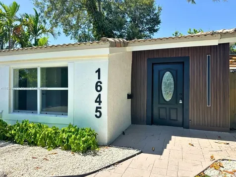 1645 NE 175th Street North Miami Beach FL 33162