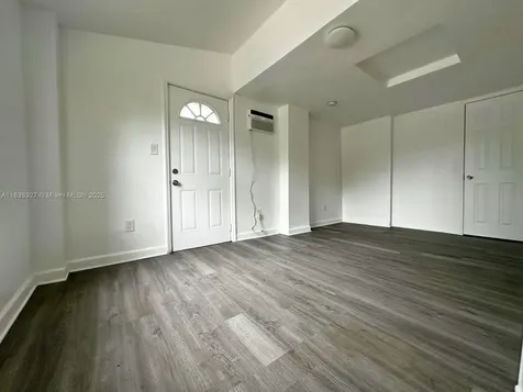 1645 NE 175th Street North Miami Beach FL 33162