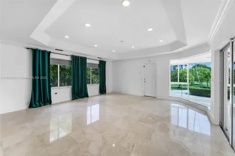 10201 SW 62nd Street Miami FL 33173