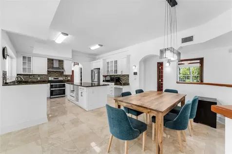 10201 SW 62nd Street Miami FL 33173