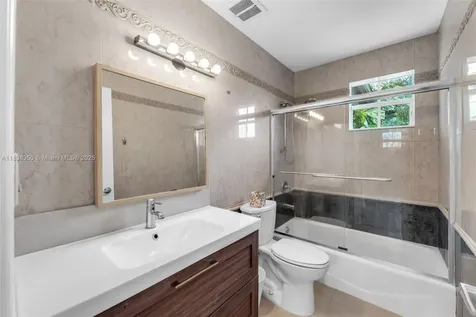 10201 SW 62nd Street Miami FL 33173