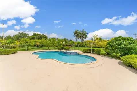 10201 SW 62nd Street Miami FL 33173