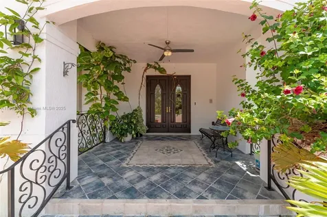 10201 SW 62nd Street Miami FL 33173