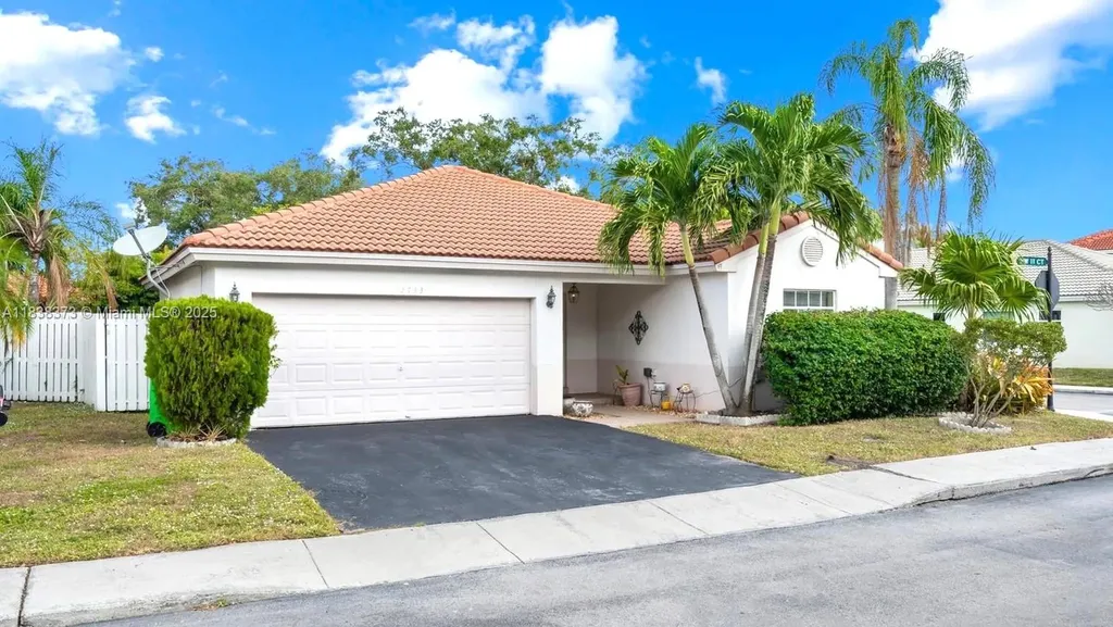 12733 NW 11th Court Sunrise FL 33323