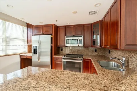 10140 W Bay Harbor Drive Bay Harbor Islands FL 33154