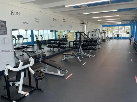 5401 Collins Avenue Miami Beach FL 33140