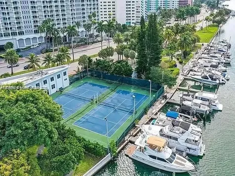 5401 Collins Avenue Miami Beach FL 33140