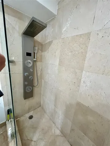 5401 Collins Avenue Miami Beach FL 33140