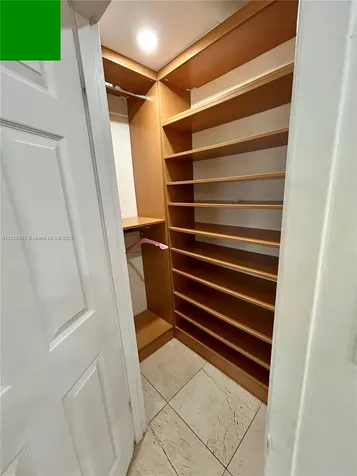 5401 Collins Avenue Miami Beach FL 33140