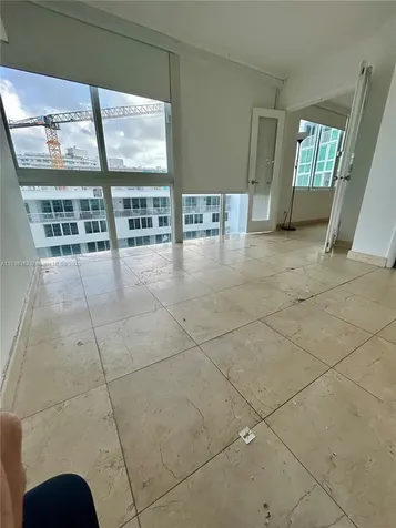 5401 Collins Avenue Miami Beach FL 33140