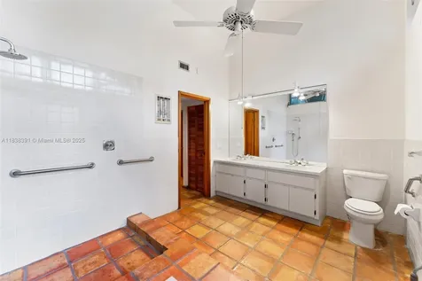 2794 SW 22nd Avenue Miami FL 33133