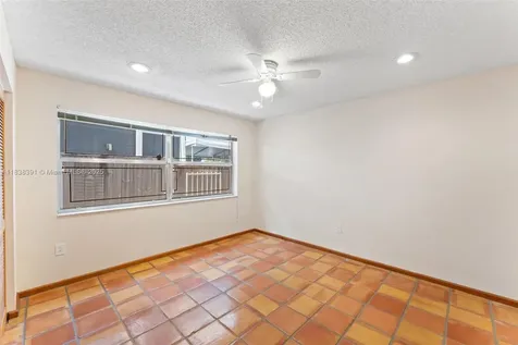 2794 SW 22nd Avenue Miami FL 33133