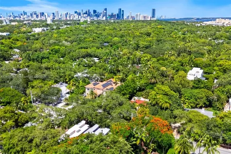 2794 SW 22nd Avenue Miami FL 33133