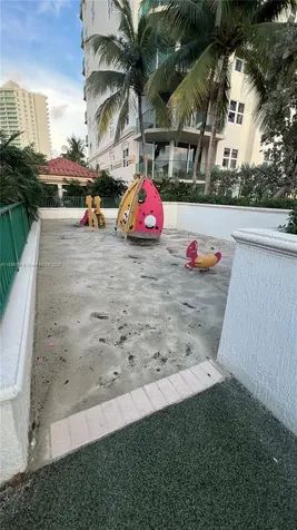19900 E Country Club Drive Aventura FL 33180