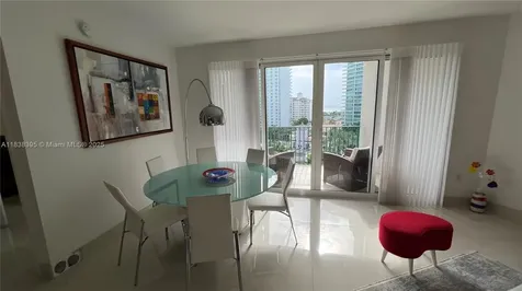 19900 E Country Club Drive Aventura FL 33180