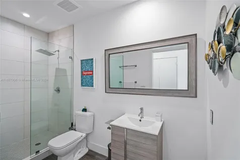 2900 NE 7th Avenue Miami FL 33137