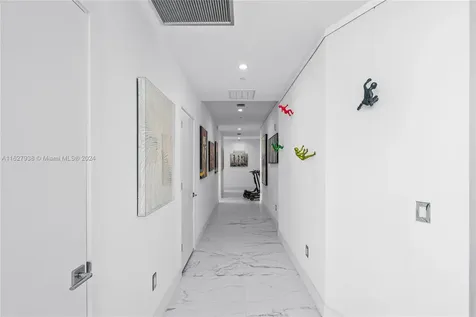 2900 NE 7th Avenue Miami FL 33137