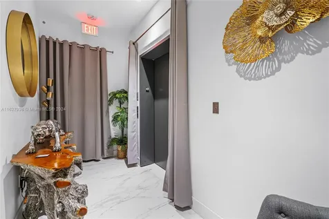 2900 NE 7th Avenue Miami FL 33137