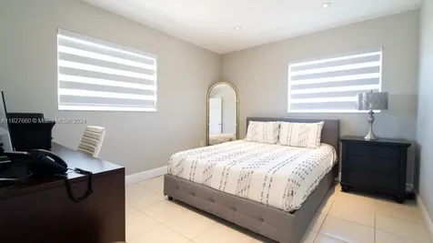 7000 SW 95th Court Miami FL 33173