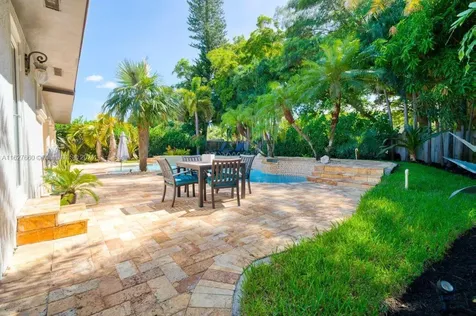 7000 SW 95th Court Miami FL 33173