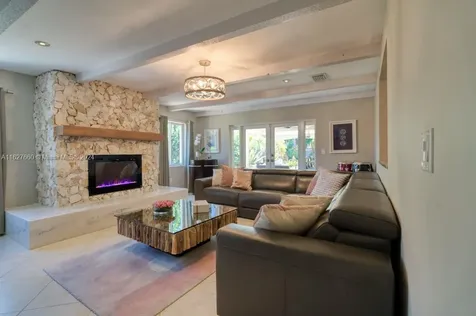 7000 SW 95th Court Miami FL 33173