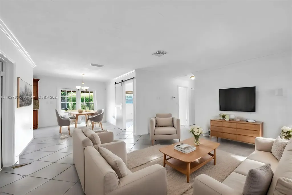 16751 SW 78th Avenue Palmetto Bay FL 33157