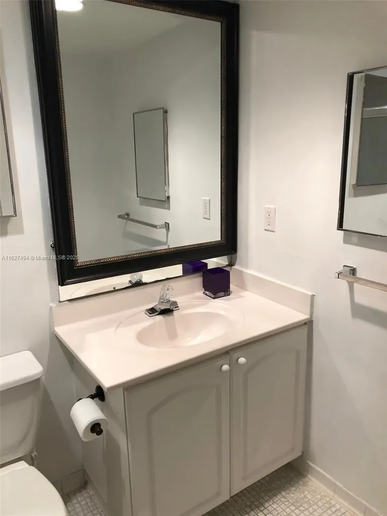 3801 Ocean Drive Hollywood FL 33019