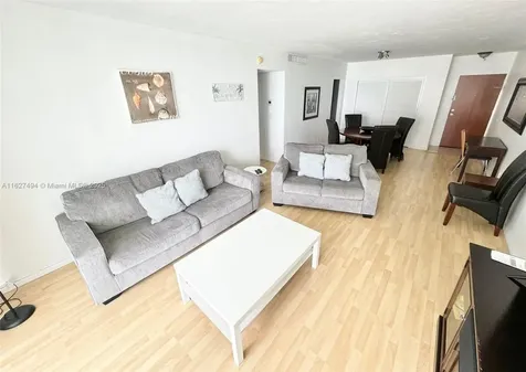 3801 Ocean Drive Hollywood FL 33019
