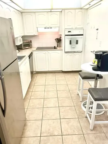 3801 Ocean Drive Hollywood FL 33019