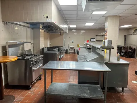 148 NW 167th Street Miami FL 33169