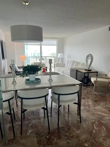 6039 Collins Avenue Miami Beach FL 33140