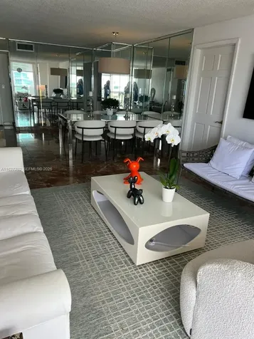 6039 Collins Avenue Miami Beach FL 33140