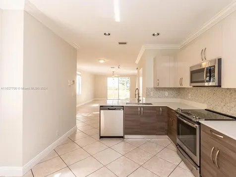 2277 Pasadena Way Weston FL 33327