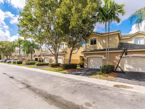 2277 Pasadena Way Weston FL 33327