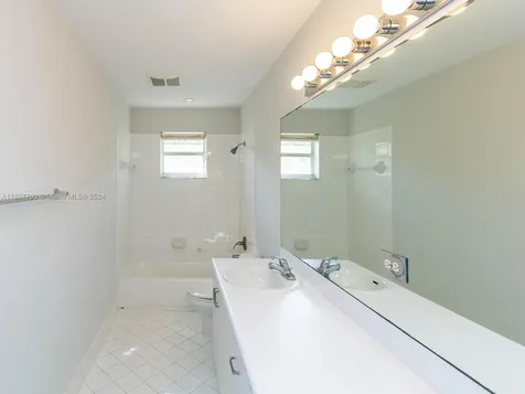2277 Pasadena Way Weston FL 33327