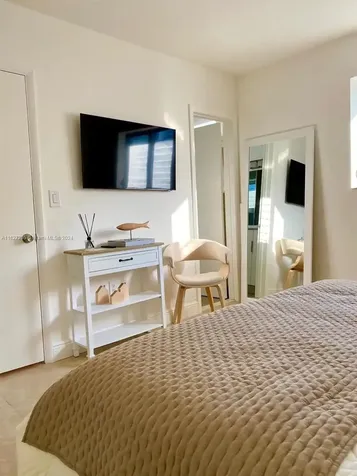 100 Sunrise Drive Key Biscayne FL 33149