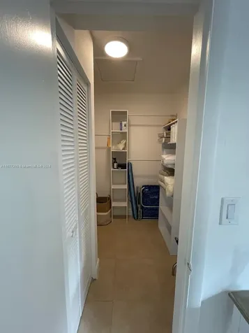 100 Sunrise Drive Key Biscayne FL 33149