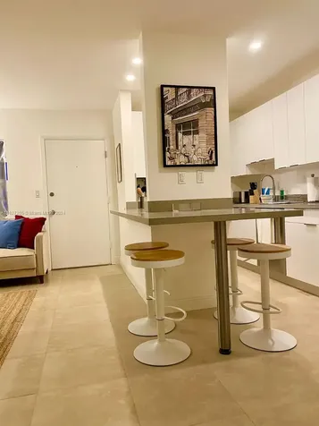 100 Sunrise Drive Key Biscayne FL 33149