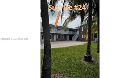 100 Sunrise Drive Key Biscayne FL 33149