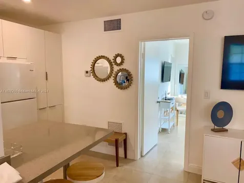 100 Sunrise Drive Key Biscayne FL 33149
