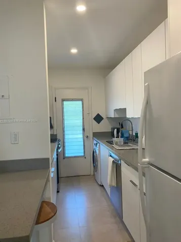 100 Sunrise Drive Key Biscayne FL 33149