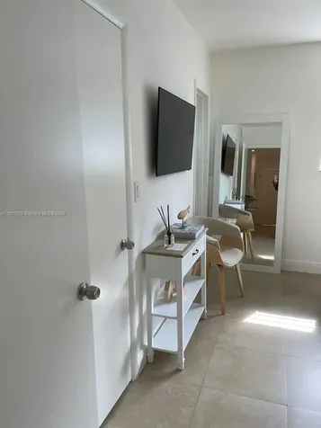 100 Sunrise Drive Key Biscayne FL 33149