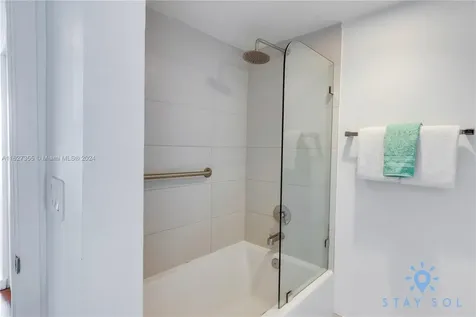 2602 E Hallandale Beach Boulevard Hallandale Beach FL 33009