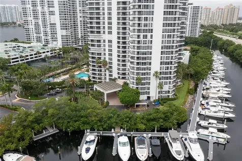 3500 Mystic Pointe Drive Aventura FL 33180