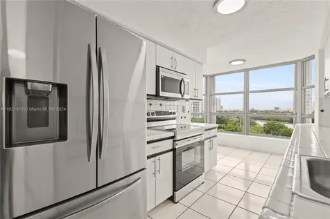 3500 Mystic Pointe Drive Aventura FL 33180