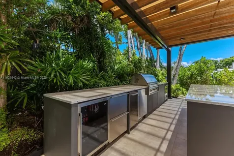 161 Cape Florida Drive Key Biscayne FL 33149