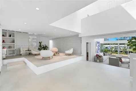 161 Cape Florida Drive Key Biscayne FL 33149