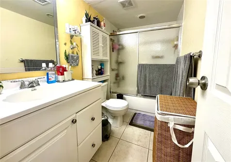 2831 Somerset Drive Lauderdale Lakes FL 33311